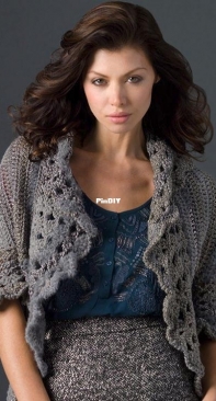 RedHeart - LW2357 Relaxed Cardi - Free