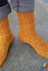 Droplet Socks by Wei S. Leong /Kiwiyarns Knits-Free