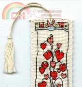 Michael Powell BM005 Hearts in Glass Vase Bookmark XSD