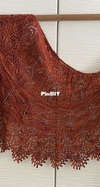 Birdsong Lace Shawl by Hayley Tsang Sather