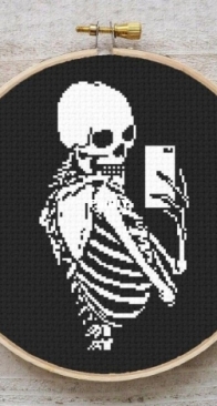 Cross Stitch Bay - Selfie Skeleton