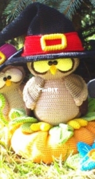 Mala Designs - Mandy Herrmann - Owls Halloween 2013