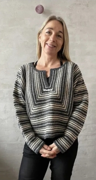 Pyramide sweater - Hanne Falkenberg - English!