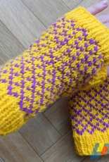 Diamonds Fingerless Gloves by Lea Bronnenkant / Lea67000 Designs-English