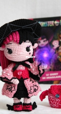 Draculaura-hasleacrochet CAL version English