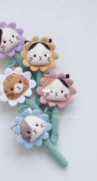 Hainchan Design - Hainchan - Hanh Tran - Kitty flower - Russian - Translated