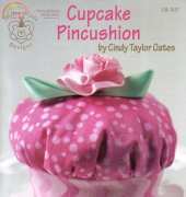 Taylor Mode design  LB-501 Cupcake pincushion by Cindy Taylor Oates