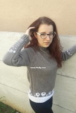 It’s snowing sheep Sweater by Silvia Heke mai-Free