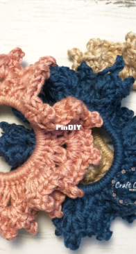 Craft Cozy Designs - Vivian Santos - Cutie Scrunchie