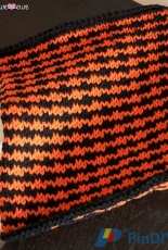 Halloween Houndstooth Cowl by Heather Walpole - Free
