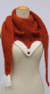 Fox trot Scarf by Ekaterina Filippova-Blanchard - English, French, Russian