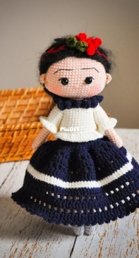 Sihirli Halka - Burcu Bülbül - Frida doll