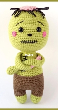 JuliHMtoys - Julia Matiienko - Zombie Doll with Open Brain