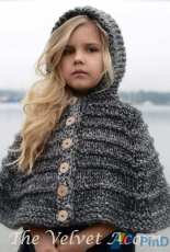 Bairn Cape - The Velvet Acorn