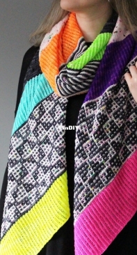 Oh Happy Wrap by Lisa Hannes