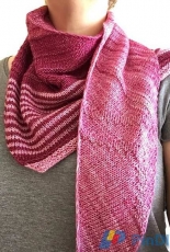 Dreaming on Pink Shawl by Patricia Marzán-English,Spanish-Free