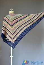 Flying V Shawl by Universal Yarn Design Team-Free