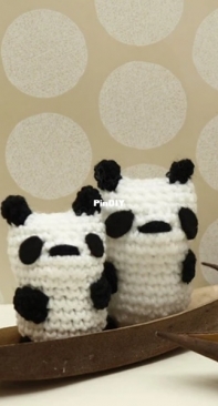 Arañas y Marañas - Rosaura Valdez - Sushi Panda - Spanish - Free