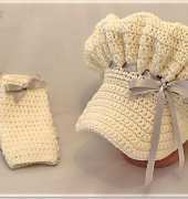 Thomasina Cummings Designs - Prairie Bonnet and Legwarmers
