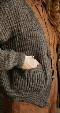 Ahto Cardigan by Ronja Hakalehto - English