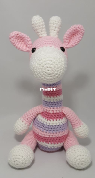 Happy Hook Designs - Megan Alameda - Glinda The Good Giraffe - Free