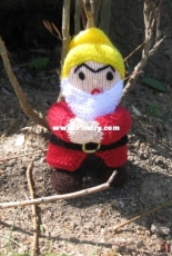 snow white and dwarf