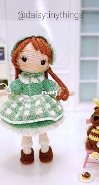 Daisy Tiny Things - Daisy - Hạnh Mèo - Daisy and the little BumbleBear