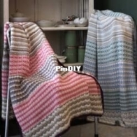 Gek op Haken - Carolien Boele - Silky soft striped blanket - Zijdezachte Streepjes Deken - Dutch