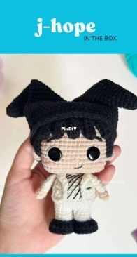Azulie Croche - Viviane Larangeiras - J-HOPE - Portuguese