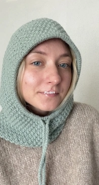 Balaclava Pearl by Veronika Stoncus - English, Latvian