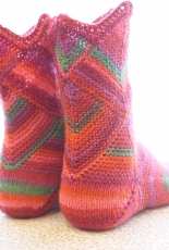 Itosaku Heel-Spread Domino Socks China/Japanese/English