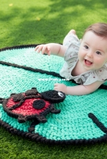 Yarnspirations - Bernat Design Studio - Lil Leaf Crochet Play Mat and Ladybug Toy - Free