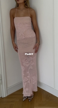 Hobbii Design - Crochet by Belladonna - Isabella Madsen - Rose Garden Skirt - Free