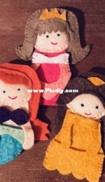 Finger puppet princesses