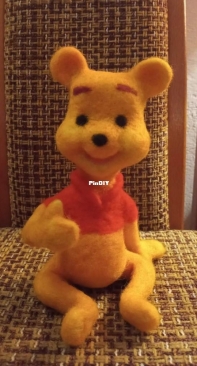 Winnie - needle felting