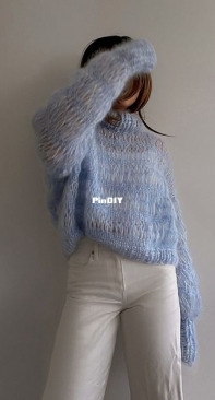 Leo Moon Sweater - Allie Olsen