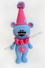 Unknown Designer- Festive bear - Russian - Translated - Free