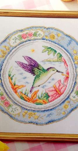 Hummingbird Collectible Bird Plate by Susan Bates from Cross Stitch Gold 75