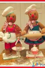 Connie Hughes Designs - Connie Hughes - Chip and Cookie Gingerbread Dolls - Russian - Translated