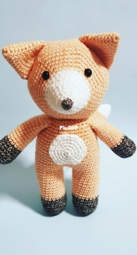 Cara Creations - Cara Engwerda - Fiero the Fox - Free