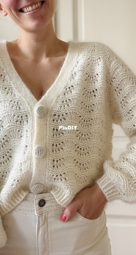 Jean Cardigan by Johanna Gehrisch - English