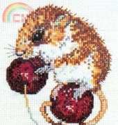 Dimensions 2001 Ginger Mouse with Cherry