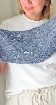 Venilia shawl by Sari Nordlund