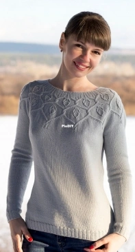 Listopad Sweater by Pelykh Natalie - English, Russian