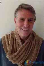 HipKnitizer-Maleman Scarf by Jana Pihota-Free