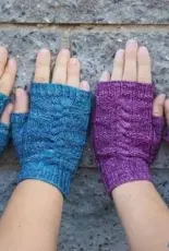 Daenerys Mitts by Vlněné Sestry Free