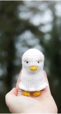 Rues Bears - Rue Yates - Casper the Ghost Duckling