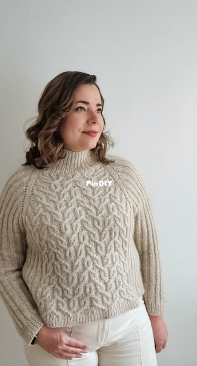 Diona Pullover by Sari Nordlund