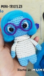 Mumuno Crochet - Celeste Trossero - Mini Sadness - Mini Tristeza - Spanish - Free