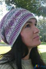 Häxans Slouchy Fair Isle Hat by Anita Viksten - Free